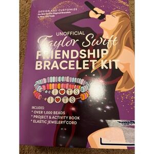 Taylor Swift Friendship Bracelet‎ Kit Over 1000 Beads Project Activity Book